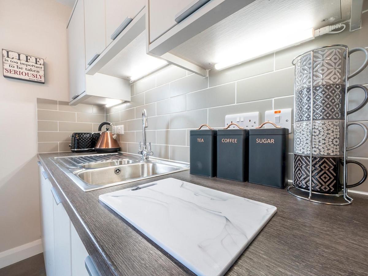 Pass The Keys Luxurious 1Br Apt In Prime Location With Top Amenities Apartment Белфаст Екстериор снимка